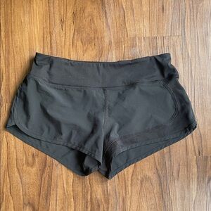 rabbit Catch Me if You Can Shorts Size Small